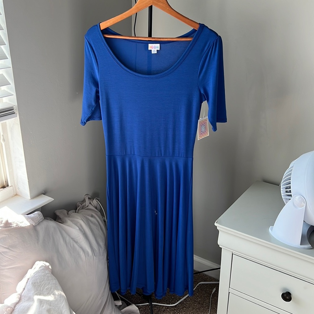 Lularoe Nicole solid dress